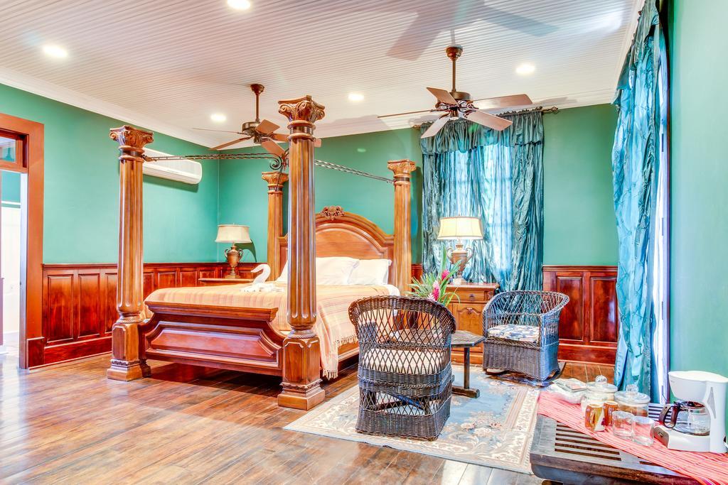 Colonial Suite @ Mahogany Hall San Ignacio Kültér fotó